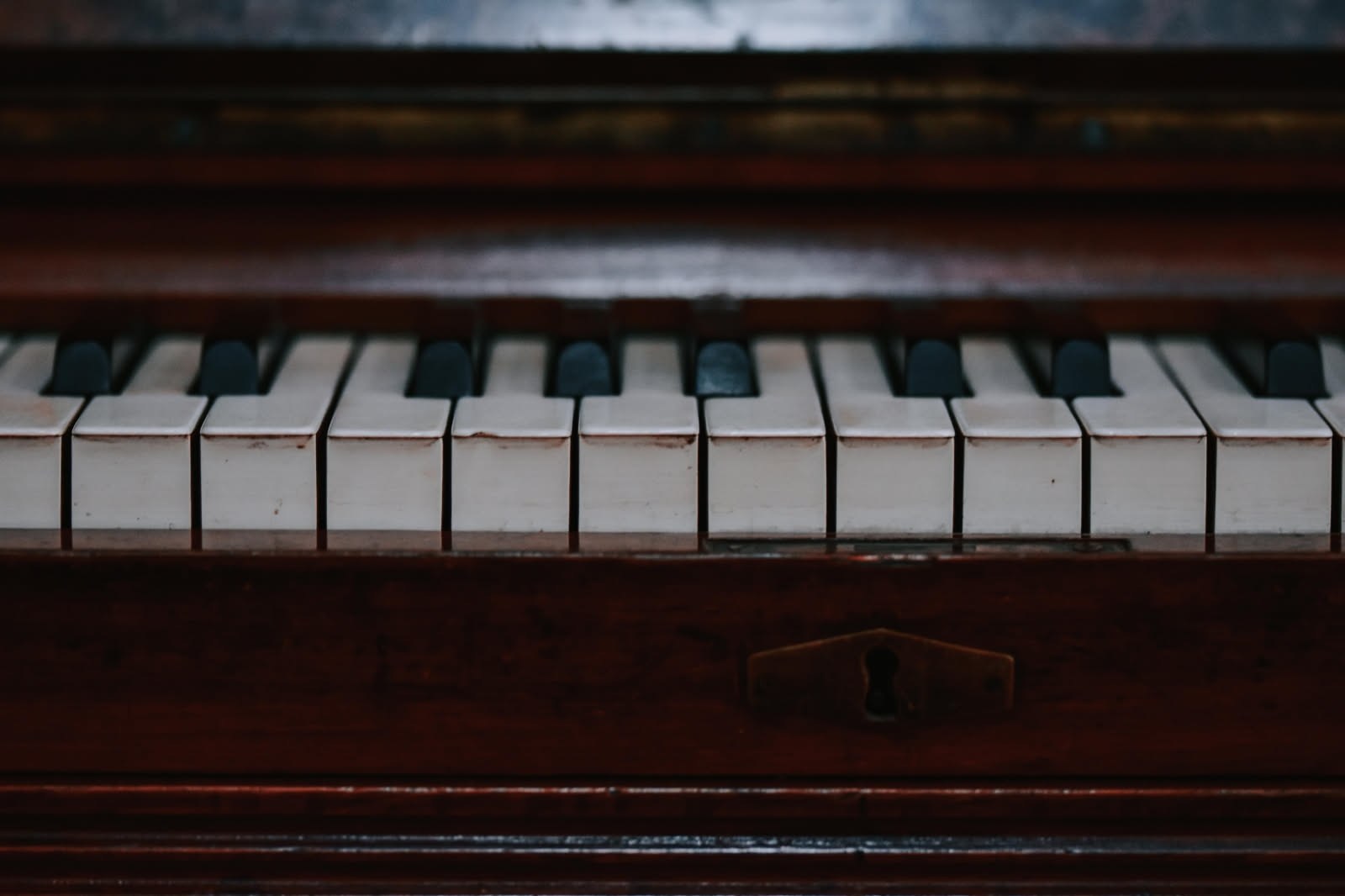 Perché il pianoforte ha esattamente 88 tasti e chi ha stabilito questa misura?
